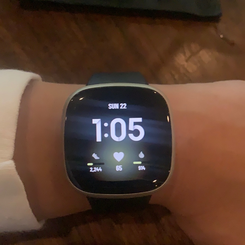 FitBit Vera 3. Like new, only a few months old!
